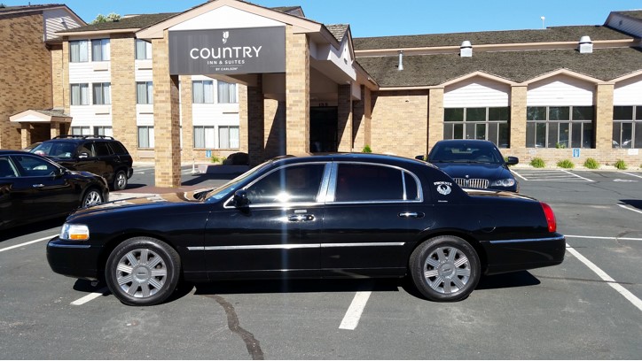Luxury Vehicle 3